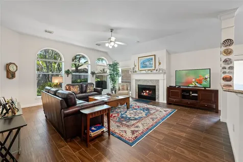 2514 S Strathford Lane Kingwood TX 77345