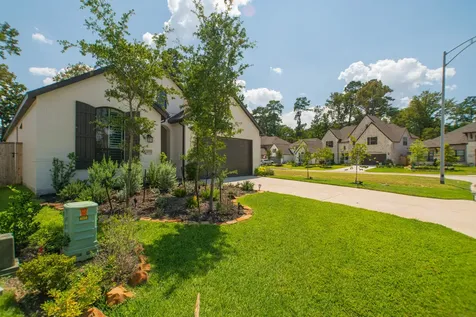 427 Boggy Belt Lane Conroe TX 77304