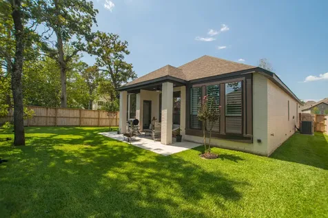 427 Boggy Belt Lane Conroe TX 77304