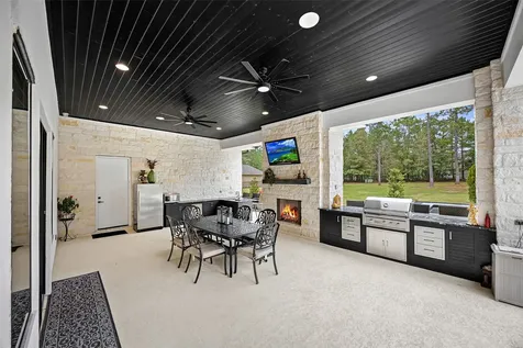 29011 Village Bend Magnolia TX 77355