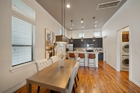 1716 Dart Street Houston TX 77007