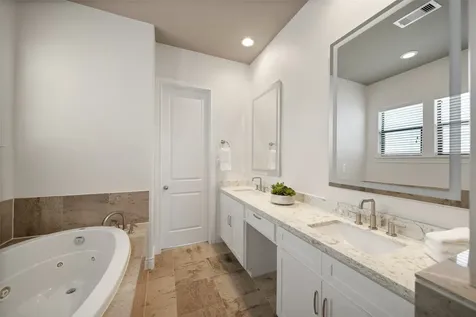 1716 Dart Street Houston TX 77007