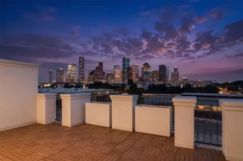 1716 Dart Street Houston TX 77007