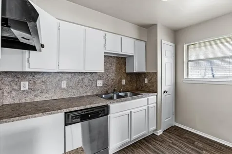 6414 Heatherbloom Drive Houston TX 77085