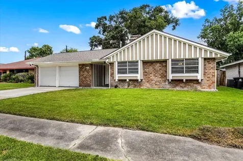 6414 Heatherbloom Drive Houston TX 77085