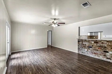 6414 Heatherbloom Drive Houston TX 77085