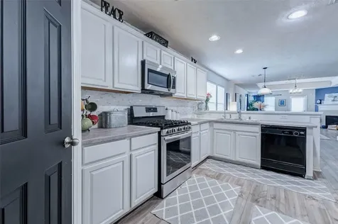 19203 Christine Crossing Drive Richmond TX 77407