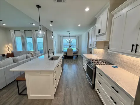 817 Greystone Lane Angleton TX 77515