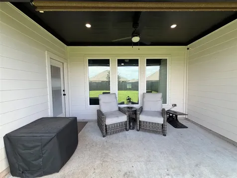 817 Greystone Lane Angleton TX 77515