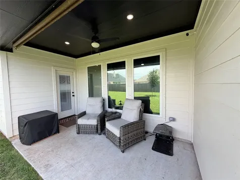 817 Greystone Lane Angleton TX 77515
