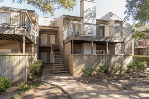 9707 Richmond Avenue 134 Houston TX 77042
