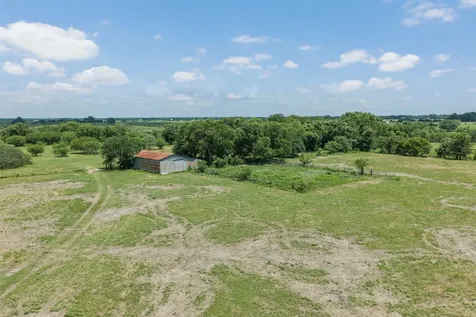 13041 Seydler Road Weimar TX 78962