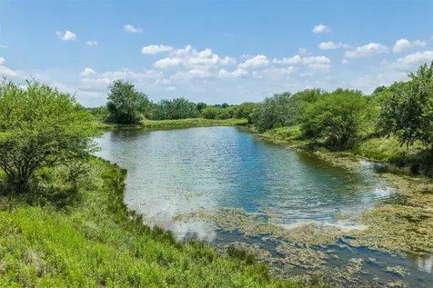 13041 Seydler Road Weimar TX 78962