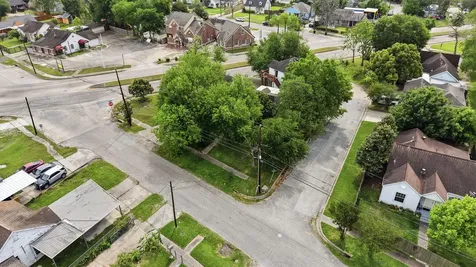7002 Myrtle Street Houston TX 77087