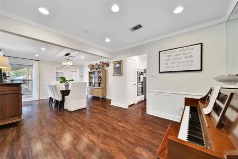 6238 Braesheather Circle Houston TX 77096