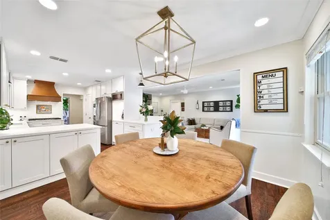 6238 Braesheather Circle Houston TX 77096