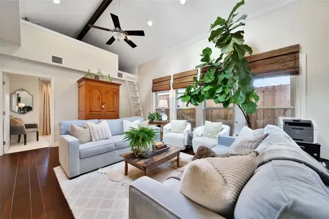 6238 Braesheather Circle Houston TX 77096