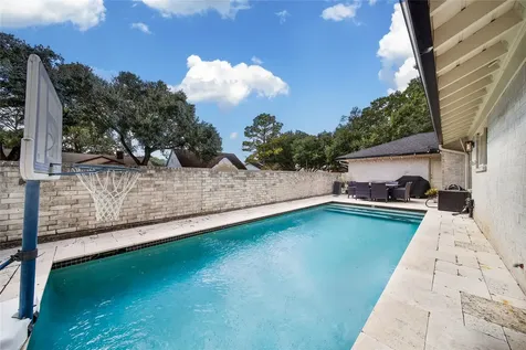6238 Braesheather Circle Houston TX 77096