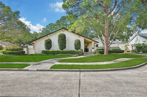 6238 Braesheather Circle Houston TX 77096
