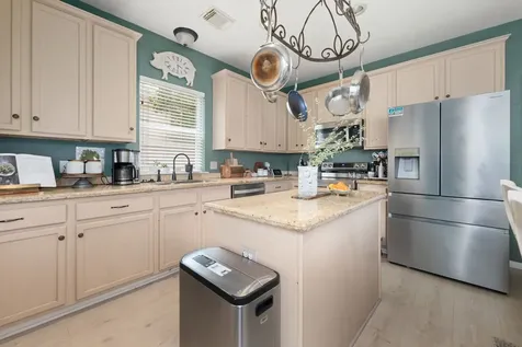 3718 Hawkins Court Missouri City TX 77459