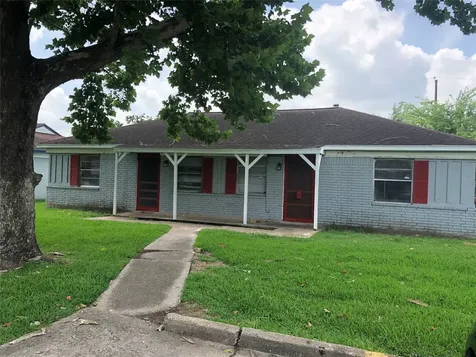 4223 Rockingham Street Houston TX 77051