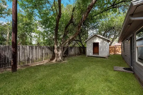 718 Saint Edwards Green Drive Houston TX 77015