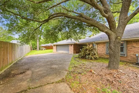 21511 Briar Oak Drive Humble TX 77338