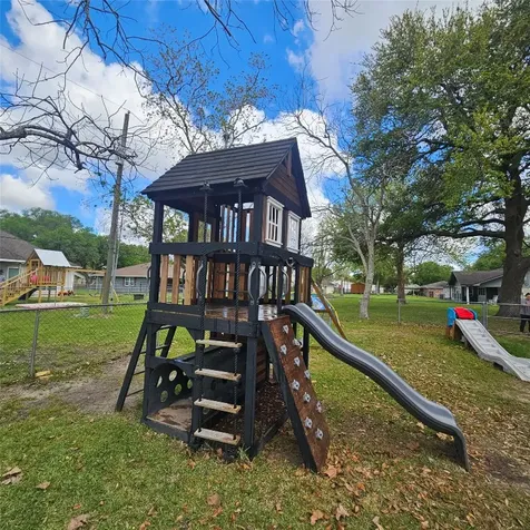 15330 Dale Dell Road Hamshire TX 77622