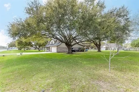 15330 Dale Dell Road Hamshire TX 77622