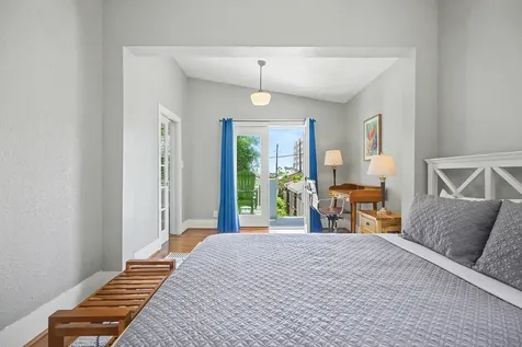 4213 Avenue T 1/2 Galveston TX 77550