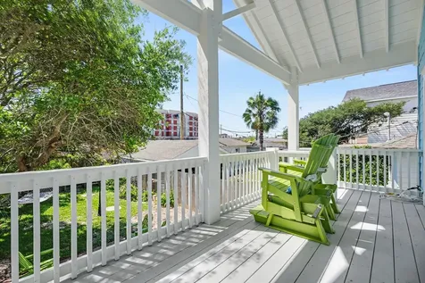 4213 Avenue T 1/2 Galveston TX 77550