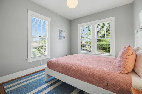 4213 Avenue T 1/2 Galveston TX 77550