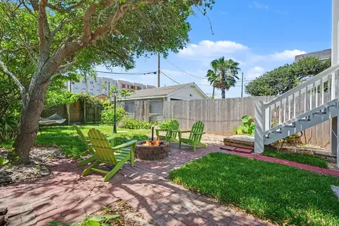 4213 Avenue T 1/2 Galveston TX 77550