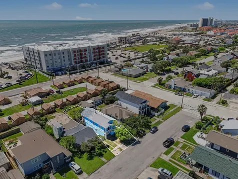4213 Avenue T 1/2 Galveston TX 77550