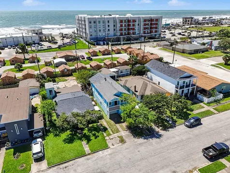 4213 Avenue T 1/2 Galveston TX 77550