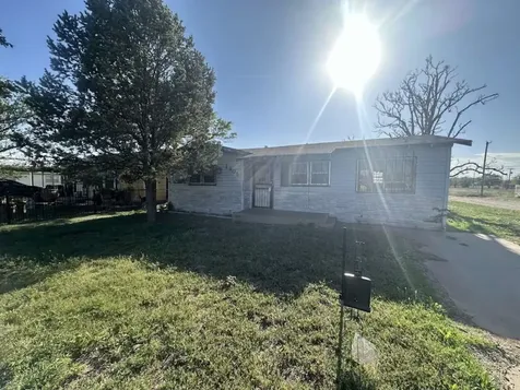 1909 Kokomo Street Plainview TX 79072