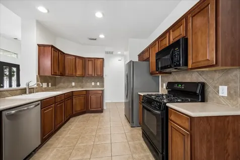 8919 Summer Ash Lane Sugar Land TX 77479