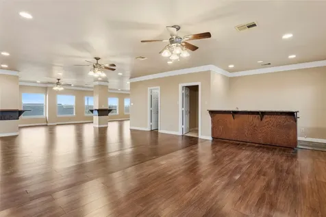 2535 Broadway Street San Leon TX 77539