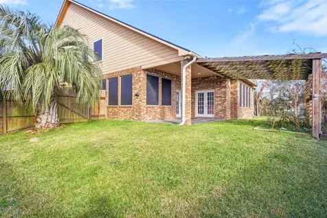 2535 Broadway Street San Leon TX 77539
