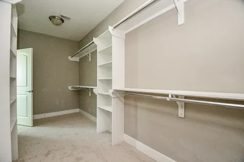 955 W 24th Street D Houston TX 77008