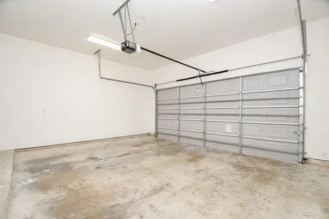 955 W 24th Street D Houston TX 77008