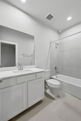 2827 Obsidian Drive Iowa Colony TX 77583