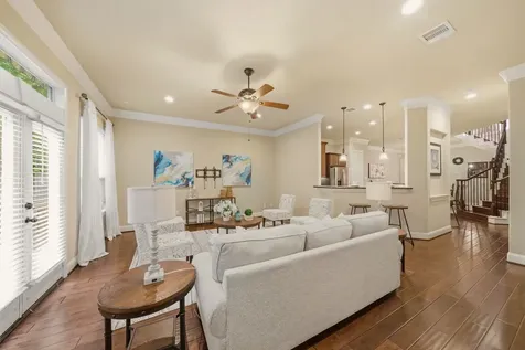 5539 Kiam Street Houston TX 77007