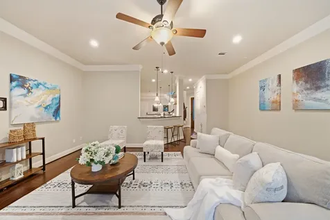 5539 Kiam Street Houston TX 77007