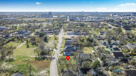 1407 Bringhurst Street Houston TX 77020