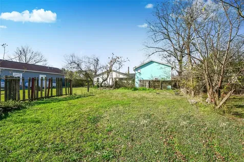 1407 Bringhurst Street Houston TX 77020