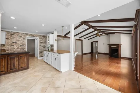 6115 Bermuda Dunes Drive Houston TX 77069