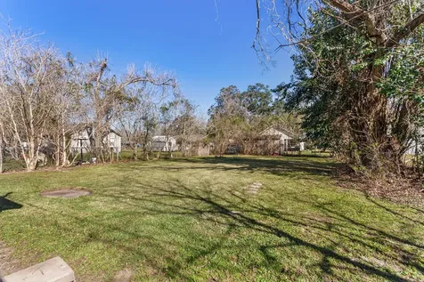 203 S Fig Street Sweeny TX 77480