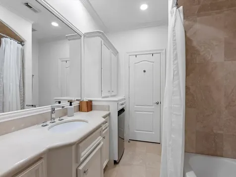 2008 Hazard Street Houston TX 77019