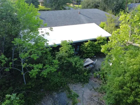 6700 Howe Street Groves TX 77619